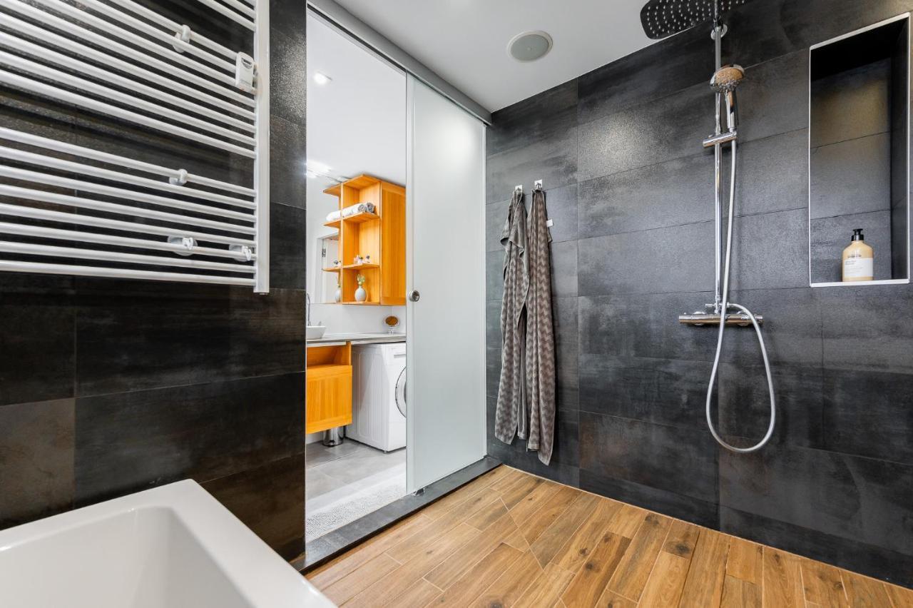 Luxury Apartment In The City Centre โกชิเซ ภายนอก รูปภาพ