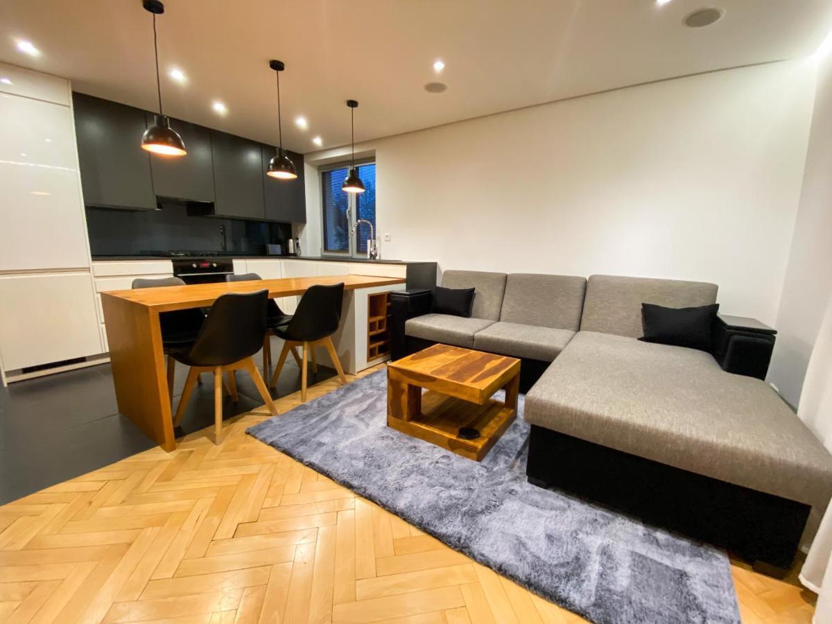Luxury Apartment In The City Centre โกชิเซ ภายนอก รูปภาพ