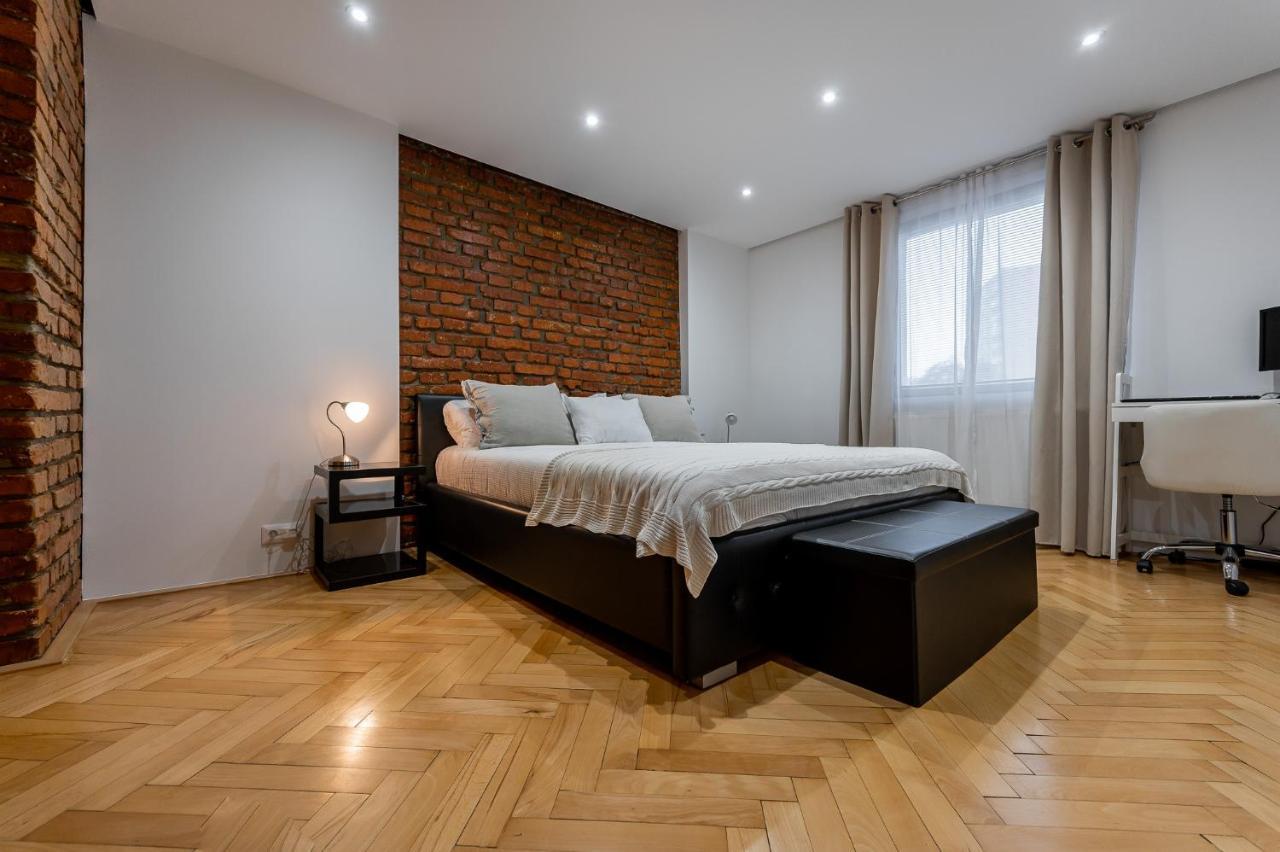 Luxury Apartment In The City Centre โกชิเซ ภายนอก รูปภาพ